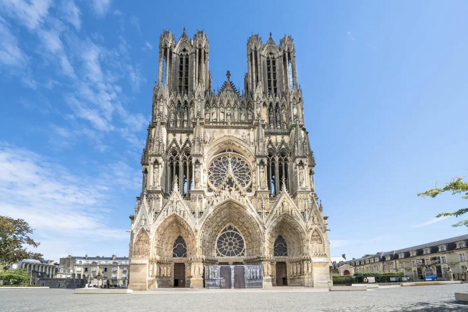 La Suite - Paisible Et A Deux Pas De La Gare Reims Buitenkant foto